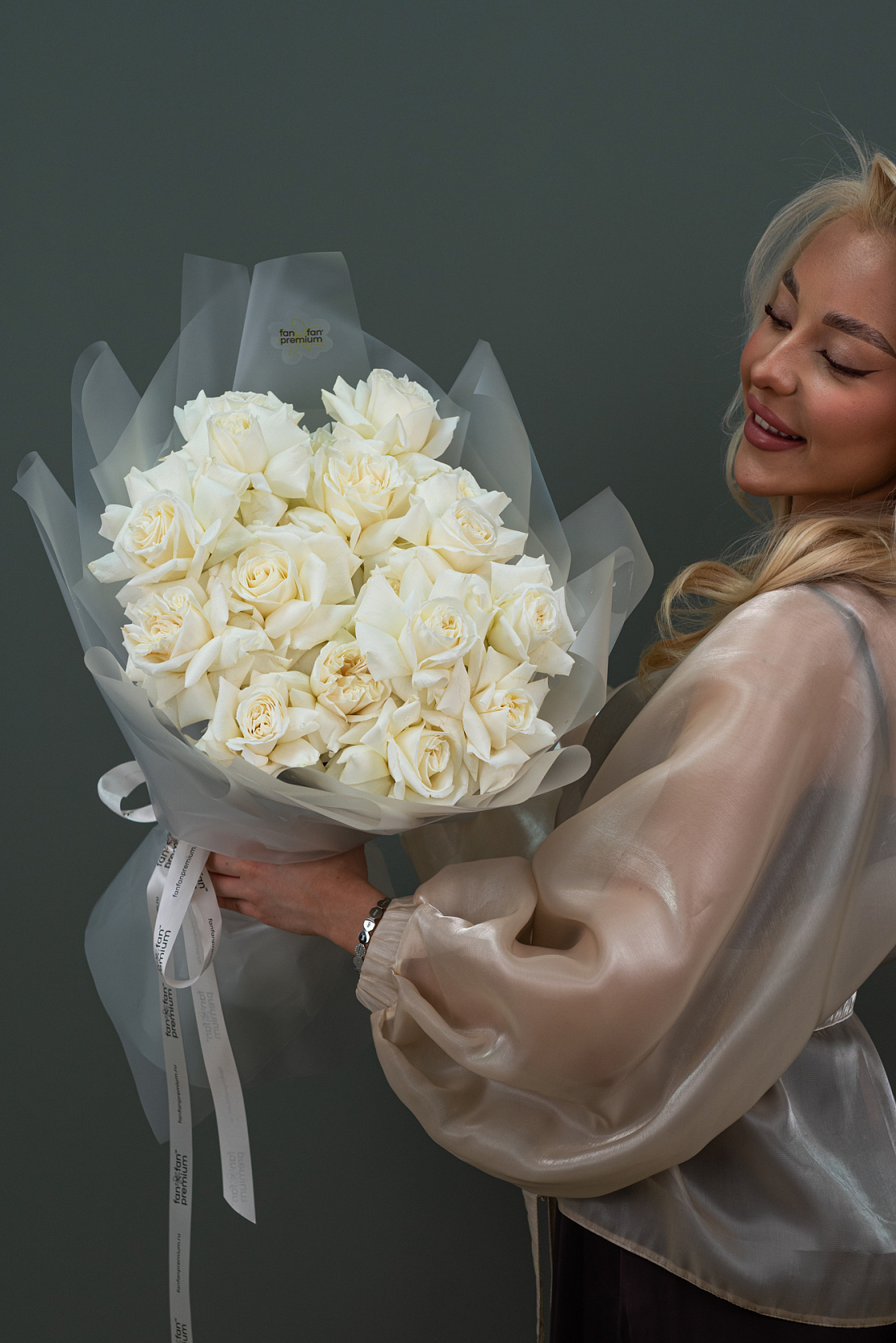 Букет из 25 роз Playa Blanca